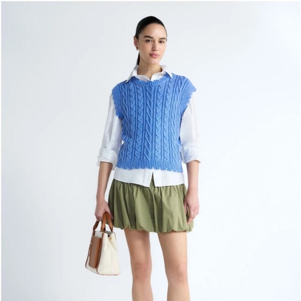 Free Assembly Scalloped Cable Knit Vest Size XL - Picture 7 of 7